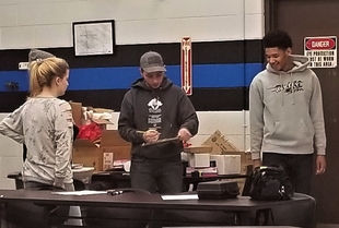 Law Enforcement Students practicing CSI Team skills